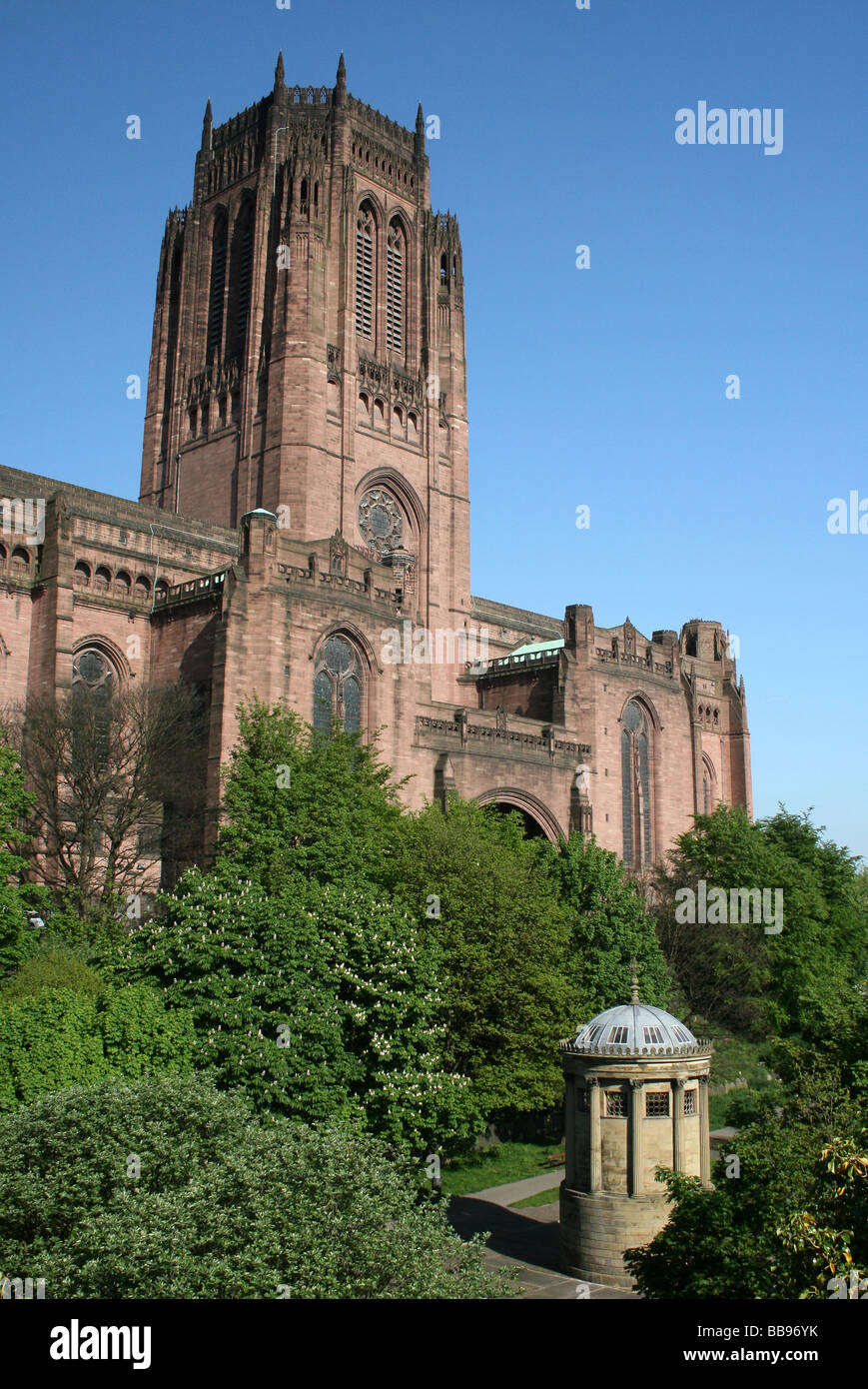 La William Huskisson Memorial à Saint James Cemetery cathédrale anglicane de Liverpool, Merseyside, Royaume-Uni Banque D'Images