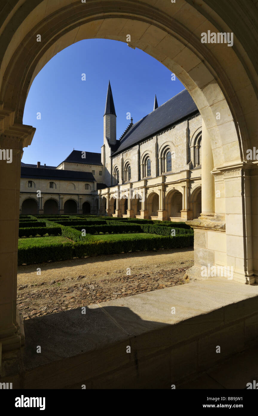 Abbaye de Fontevraud Minster clocher de l'église France Banque D'Images