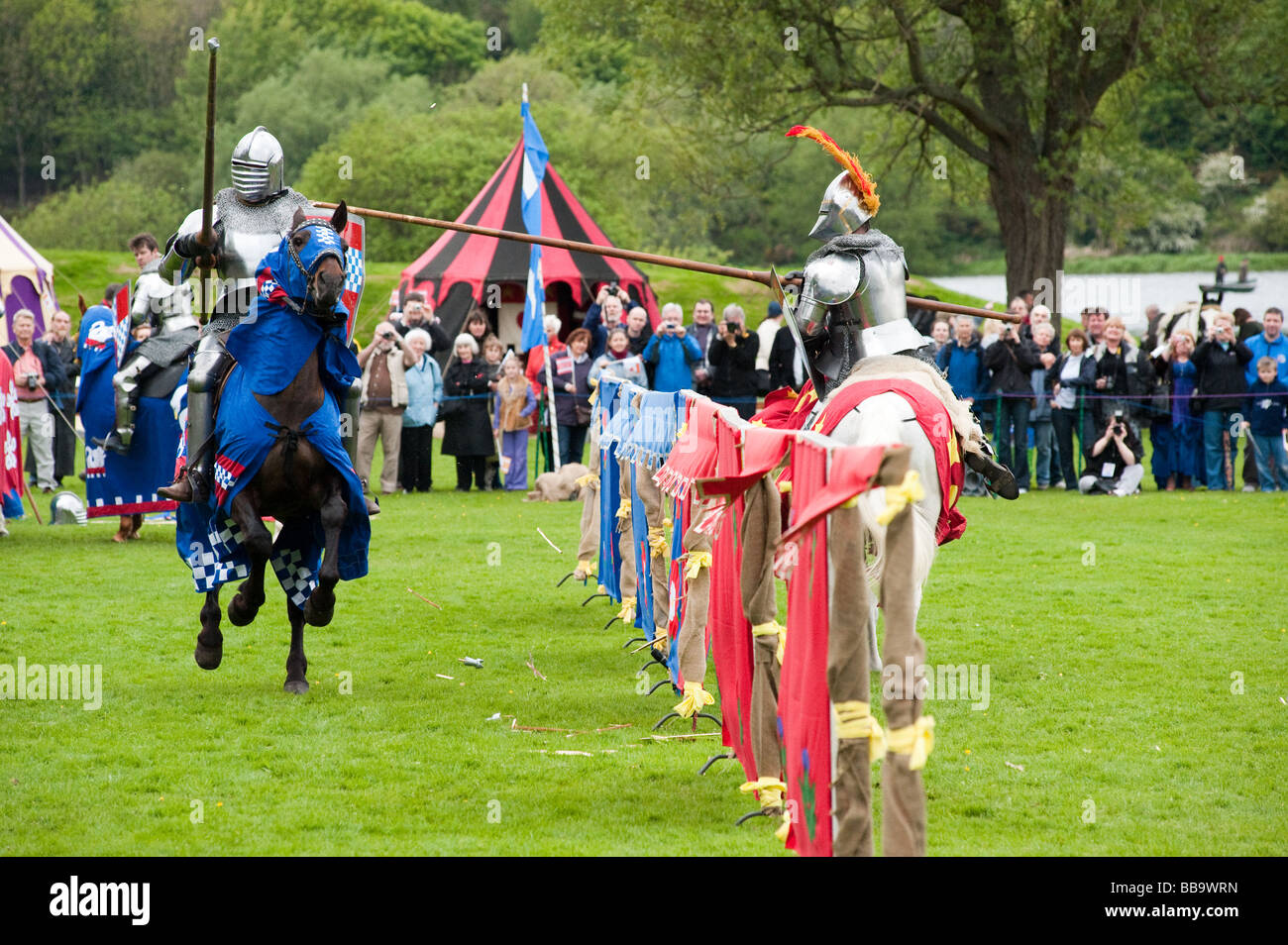 Joutes chevaliers au Palais de Linlithgow, Ecosse Banque D'Images