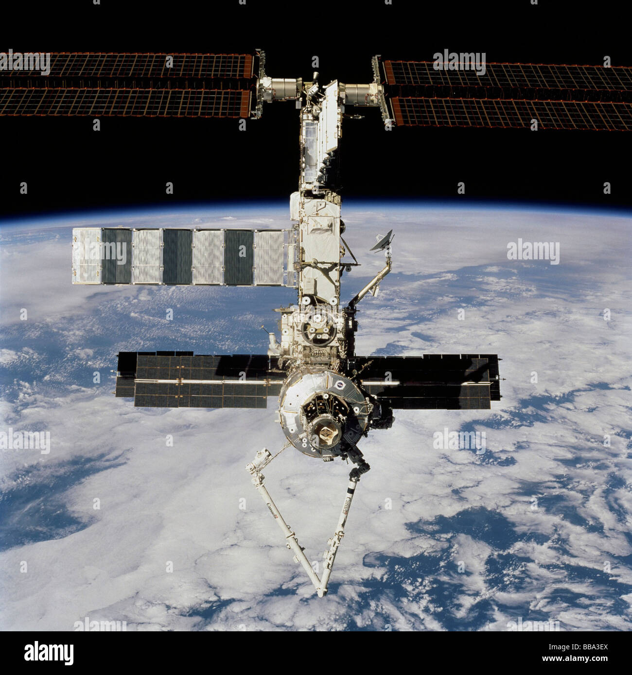 Station spatiale internationale et de la terre Banque D'Images