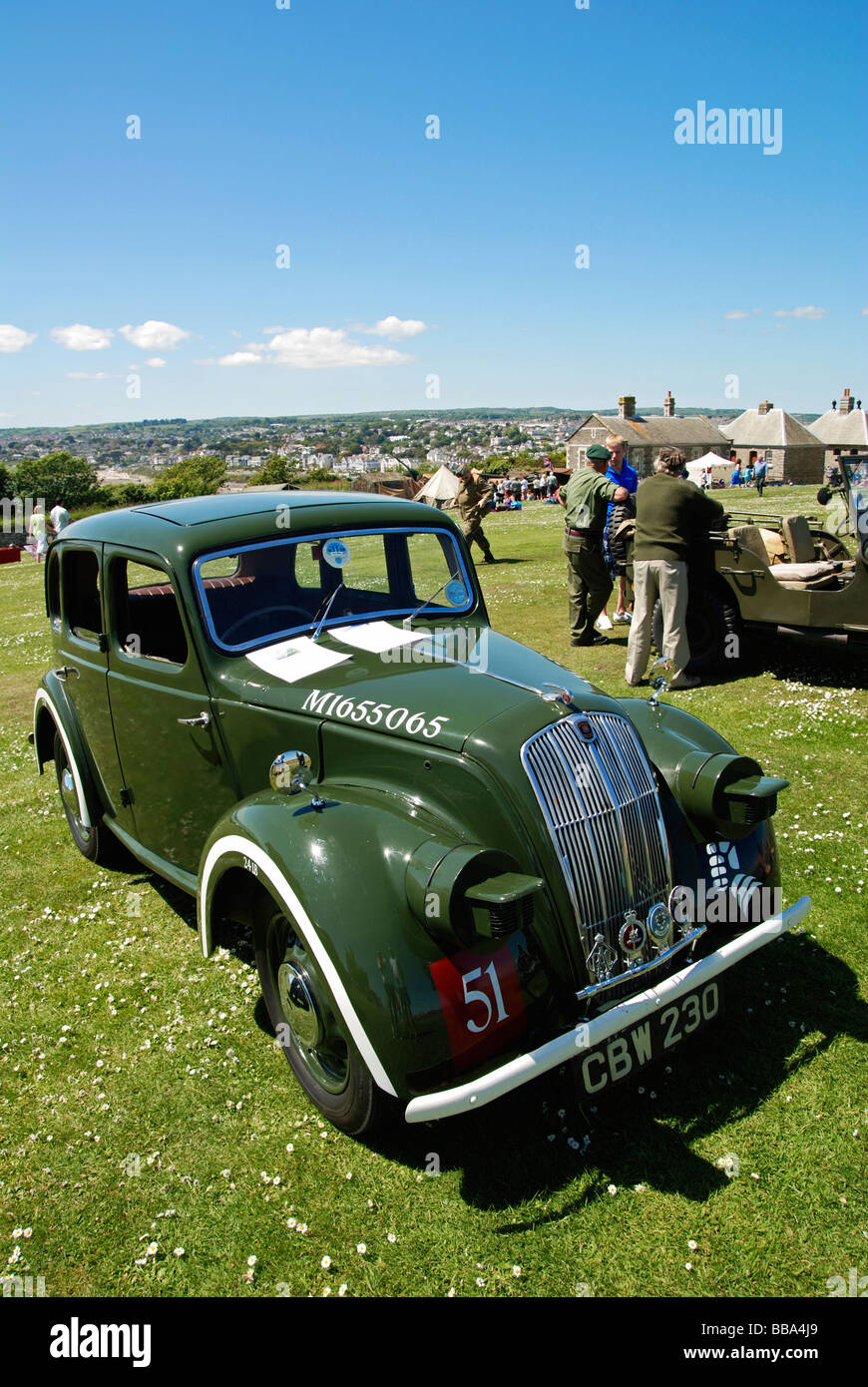 Une morris 8 voiture utilisée comme un véhicule personnel pendant la seconde guerre mondiale, lors d'une d. Jour du Souvenir Jour de Falmouth, Cornwall, uk Banque D'Images