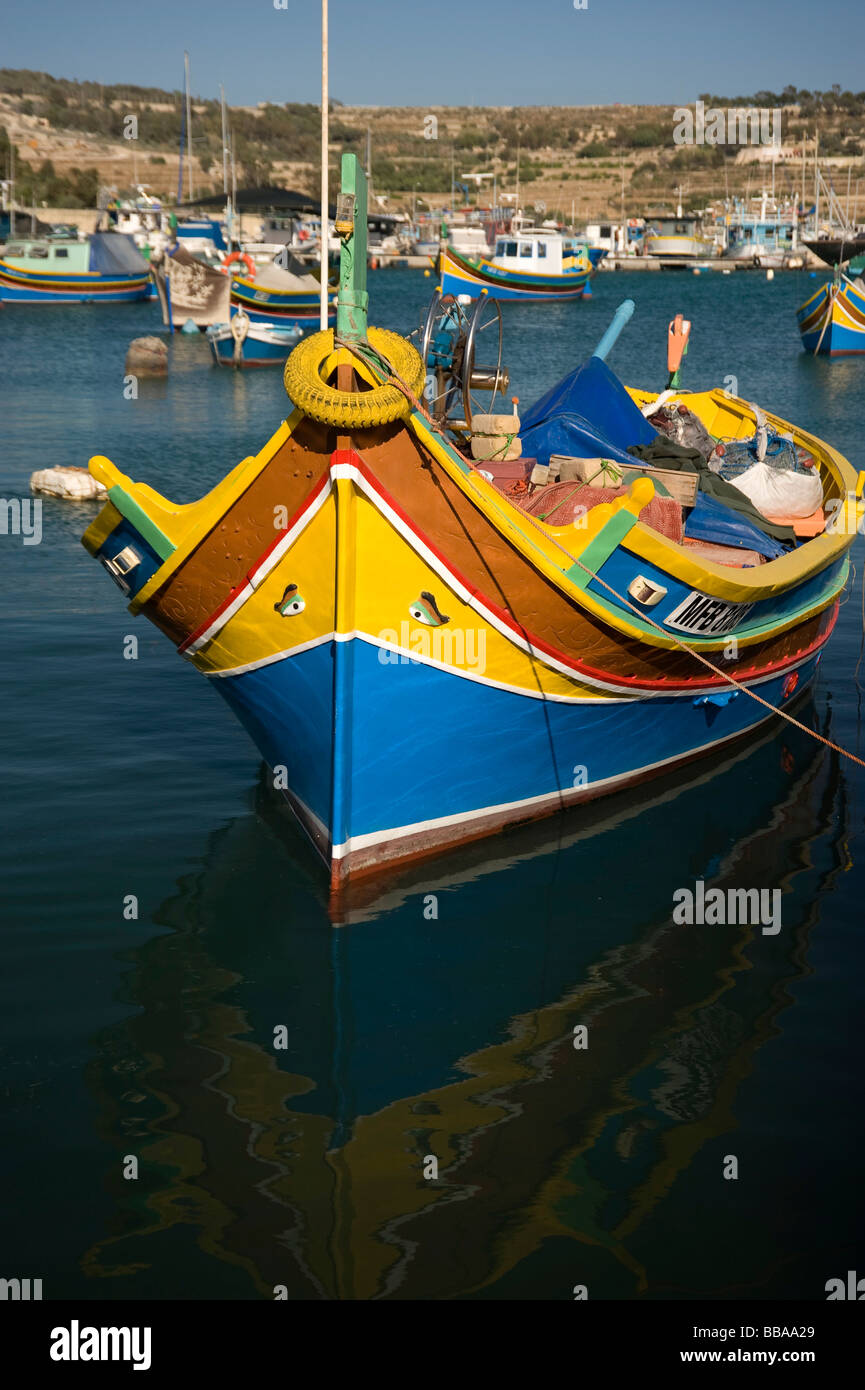 Bateau de pêche, Luzzu, port, Marsaxlokk, Malte Banque D'Images