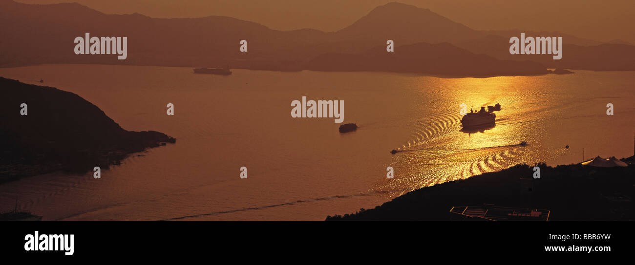 Lever de soleil sur l'Lei Yu Mun Channel, Hong Kong Banque D'Images
