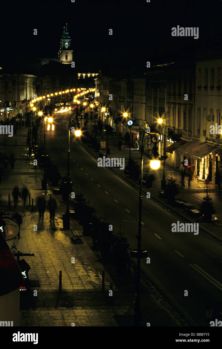 Pologne Varsovie rue Nowy Swiat snow at night Banque D'Images