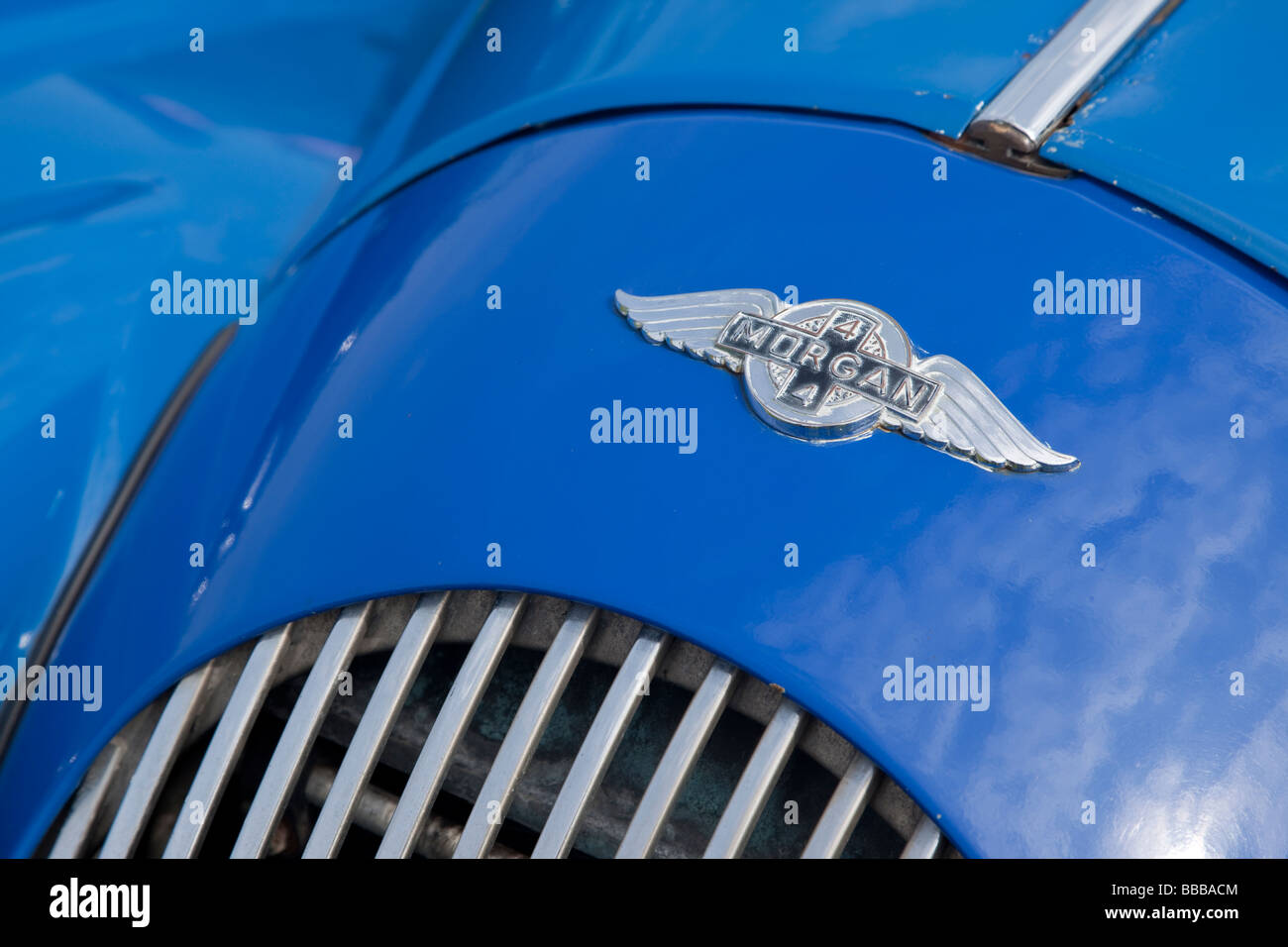 Morgan 4  + 4 badge du radiateur Banque D'Images