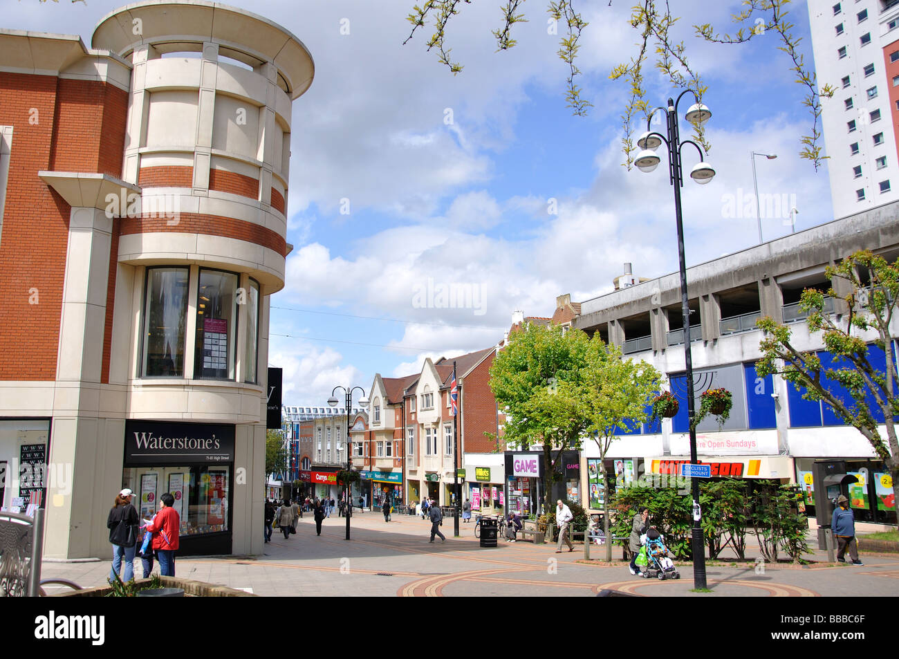 High Street, SUTTON, London Borough of Sutton, Greater London, Angleterre, Royaume-Uni Banque D'Images