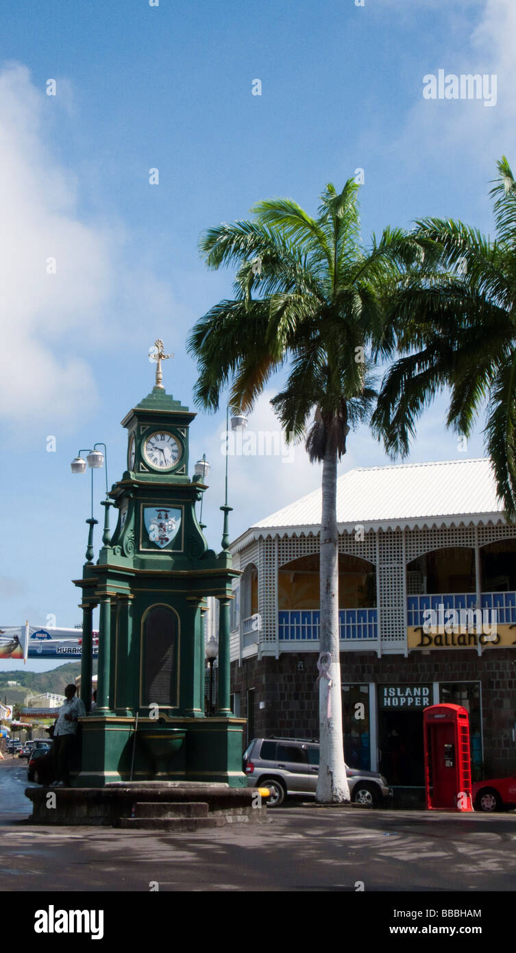 Berkeley Memorial tour de l'horloge fontaine à boire le cirque Basseterre capitale St Kitts Banque D'Images