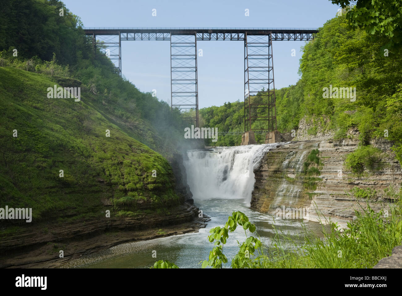 Upper Falls Letchworth State Park Genesee River Gorge western New York Wyoming Comté Banque D'Images