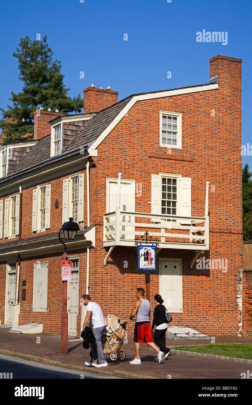 Un homme plein d'ennuis Tavern Society Hill Philadelphia Pennsylvania USA Banque D'Images