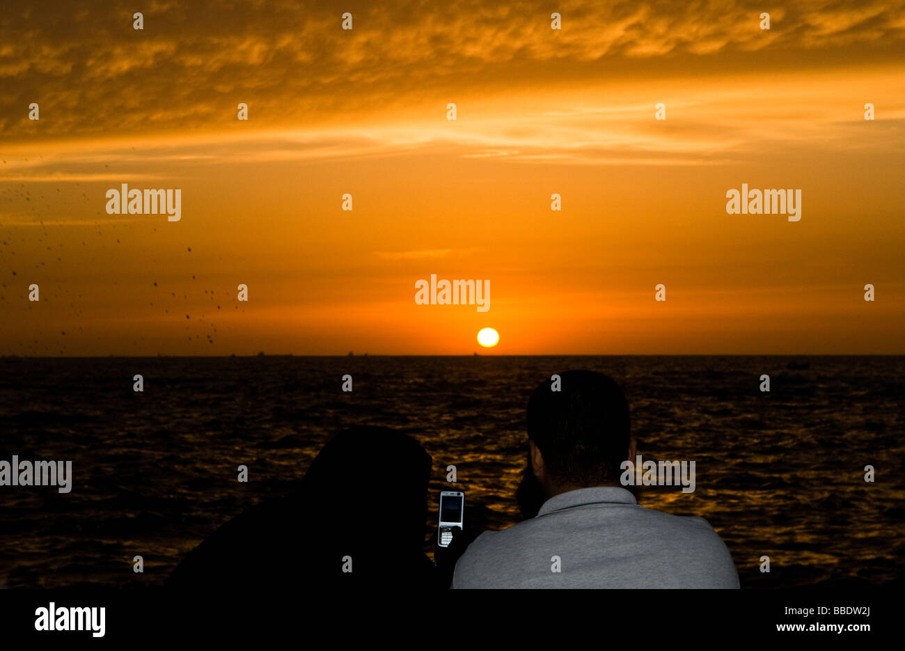 Un romantique coucher de soleil à Fort Qaitbey à Alexandria Egypte Banque D'Images