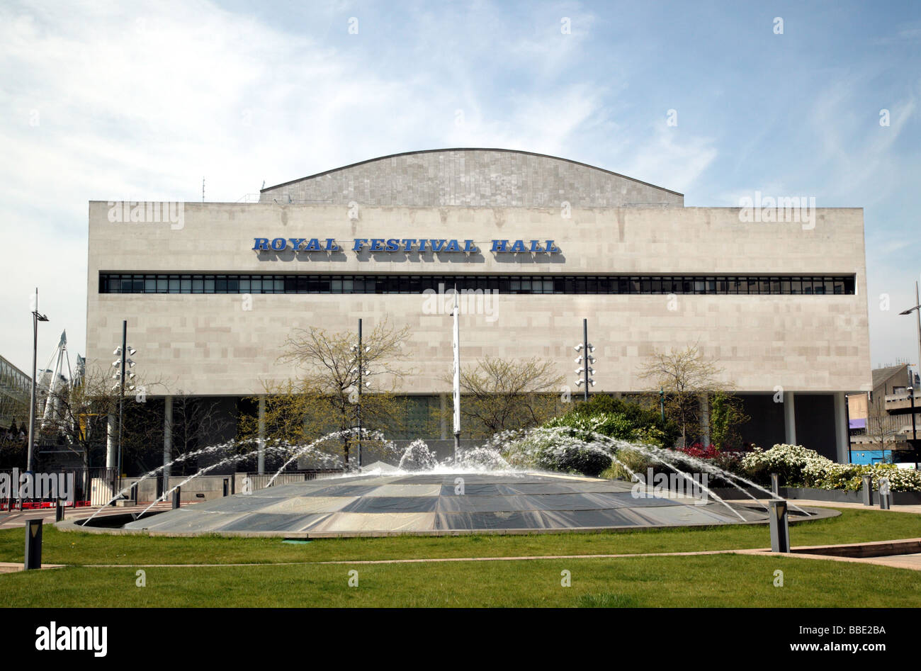 Shot de la Royal Festival Hall dans le Southbank Centre Banque D'Images