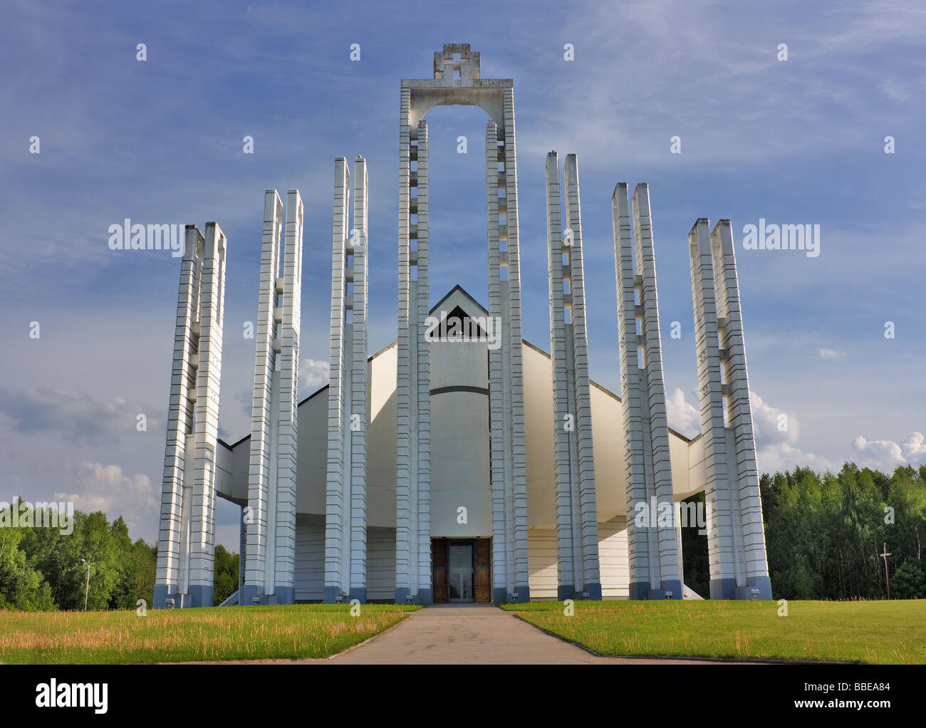 Église moderne Elektrenai Lithuanie Banque D'Images