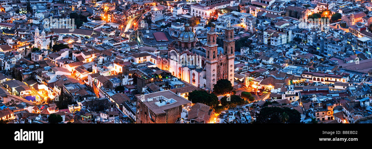 Vue aérienne de l'église de Santa Prisca, Taxco, Guerrero, Mexique Banque D'Images