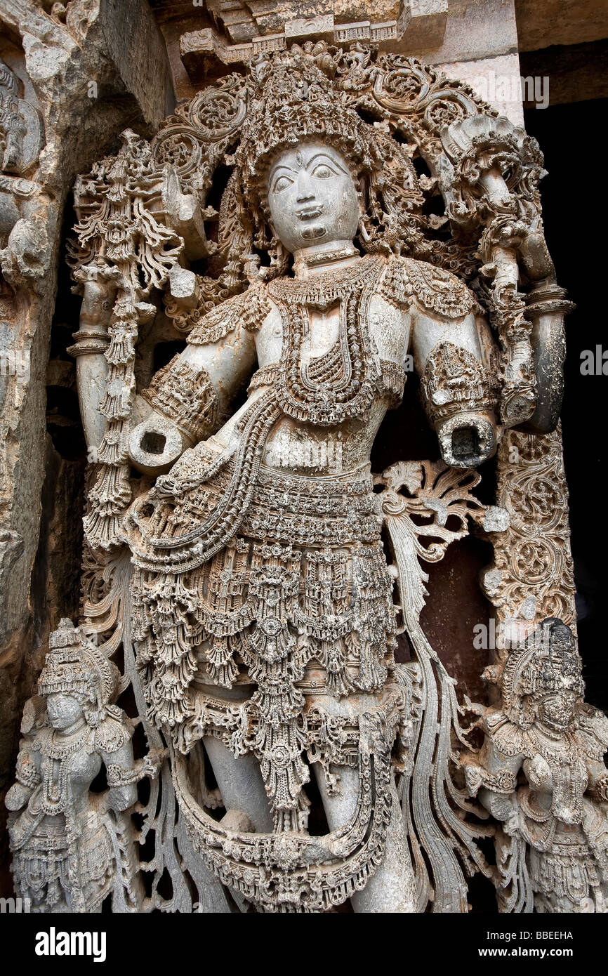 Statue de pierre à Halebid, Karnataka, Inde Banque D'Images
