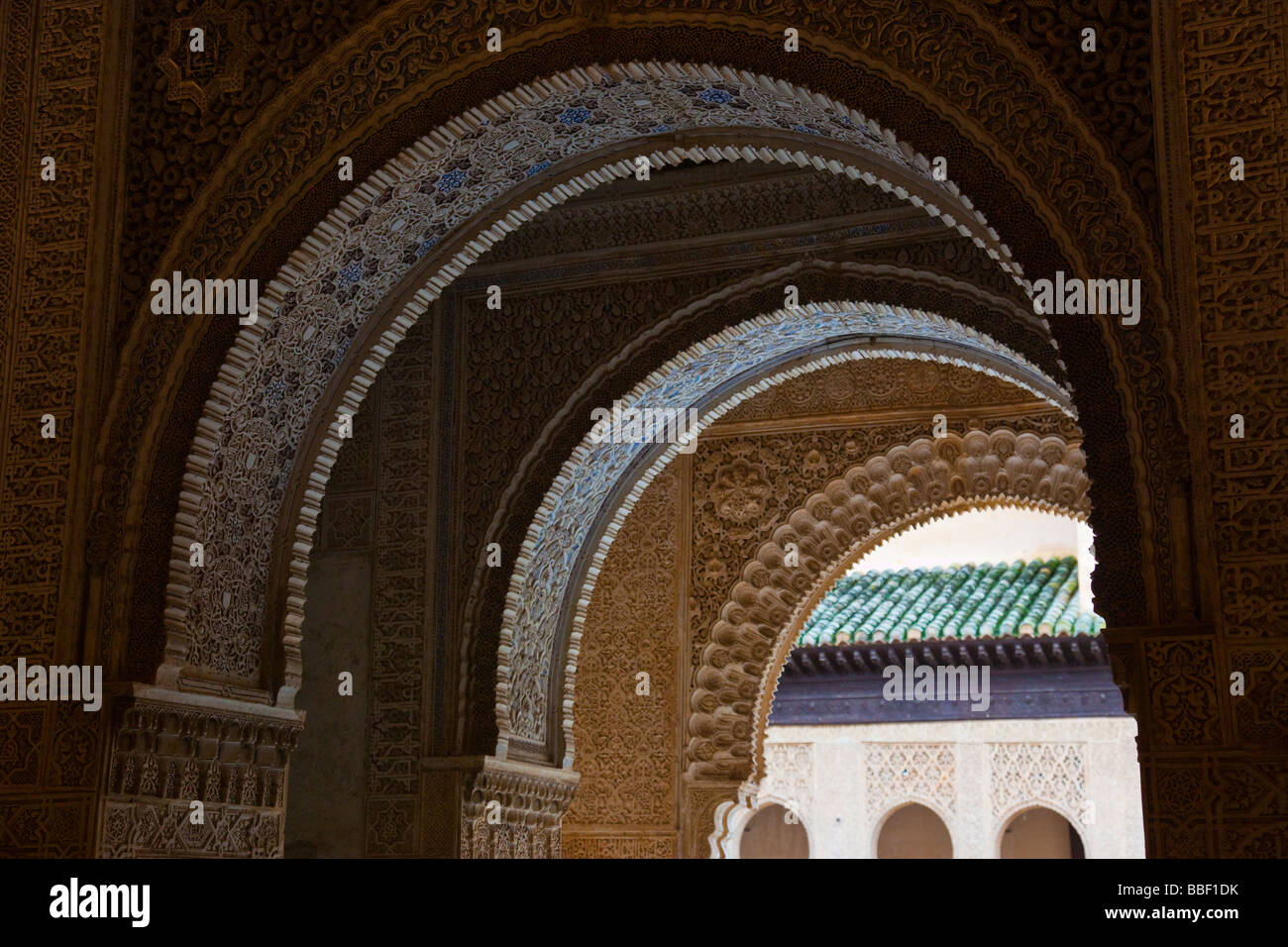 Patio de los Leones dans le Palais de l'Alhambra à Grenade Espagne Banque D'Images