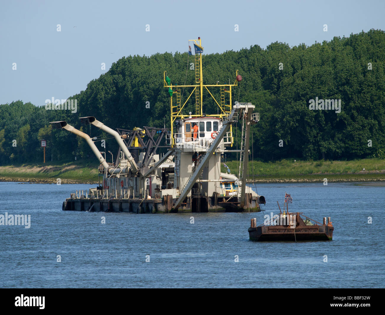 Machine de dragage de la meuse à proximité du port de Rotterdam Zuid Holland aux Pays-Bas Banque D'Images