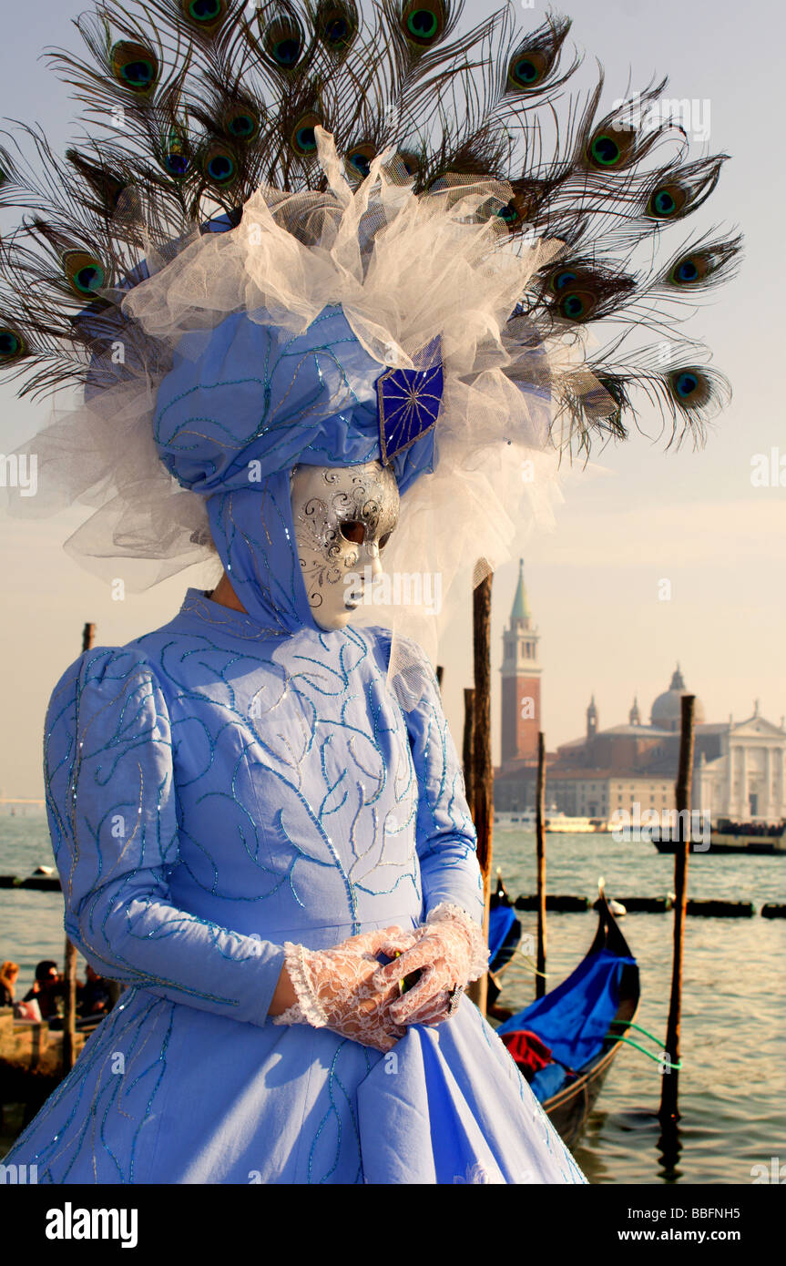 Masque bleu de carnaval de Venise Banque D'Images