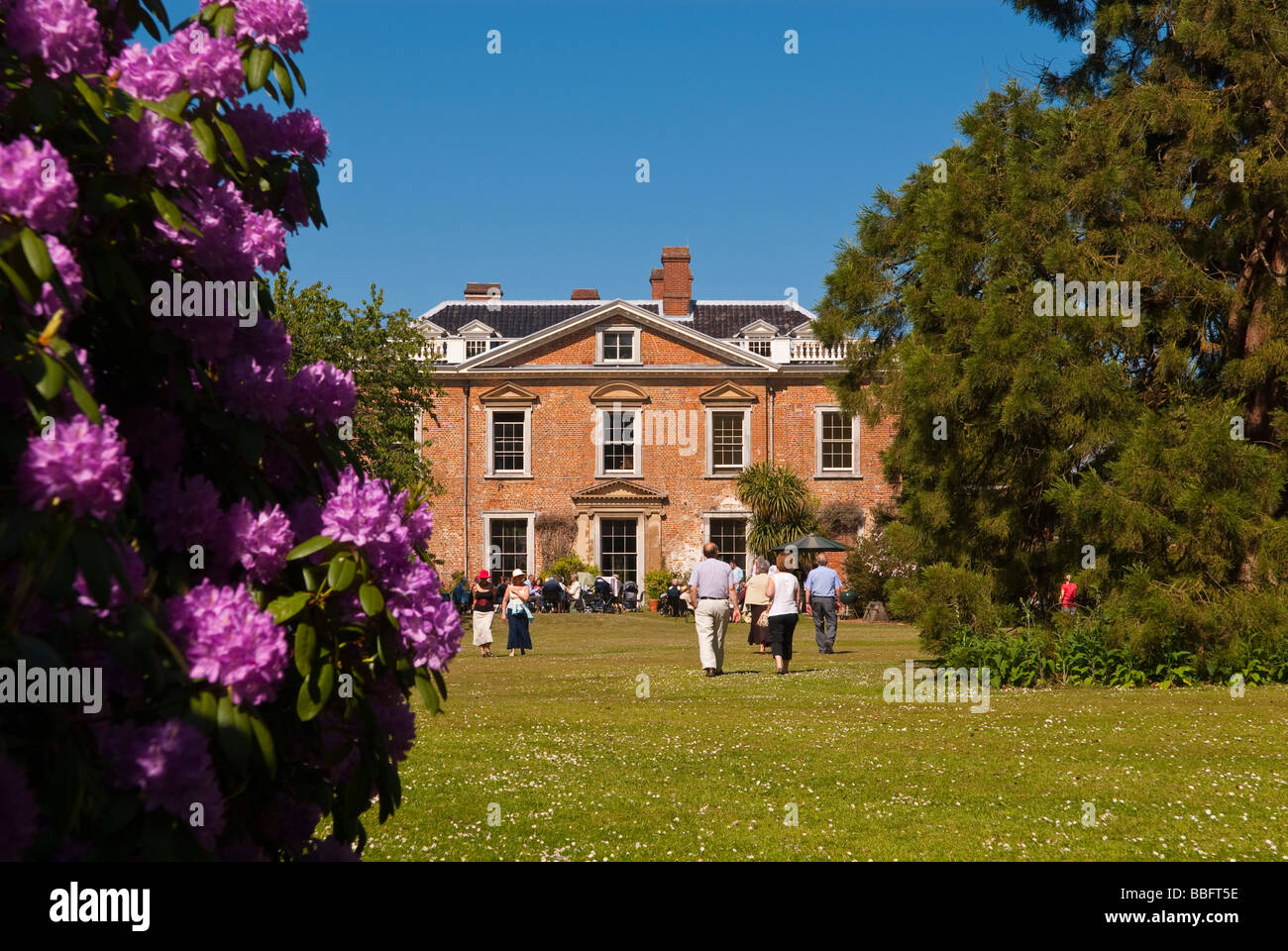 Ouvrir les jardins de Sotterley Hall dans le Suffolk, Uk,un grand manoir de campagne maison à la campagne Banque D'Images