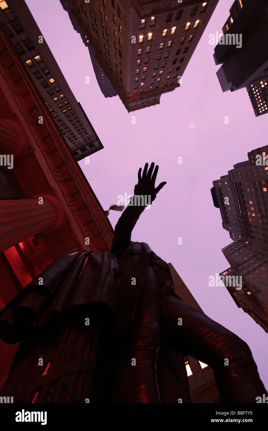 Statue de George Washington, Wall Street, Manhattan, New York City, New York, USA, United States of America Banque D'Images