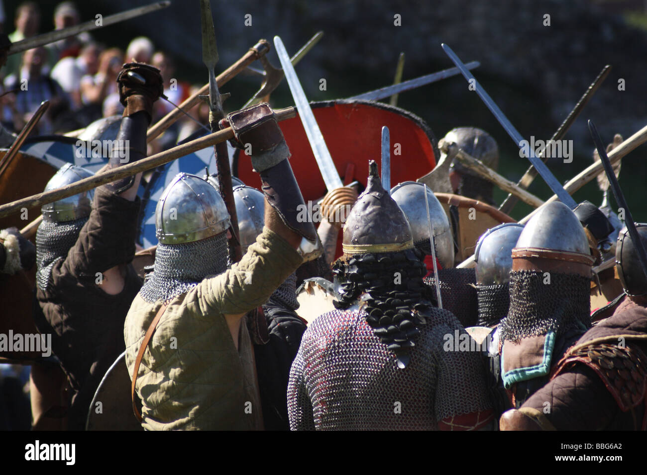 La promulgation d'une bataille médiévale au Château Ogrodzieniec, Pologne. Banque D'Images