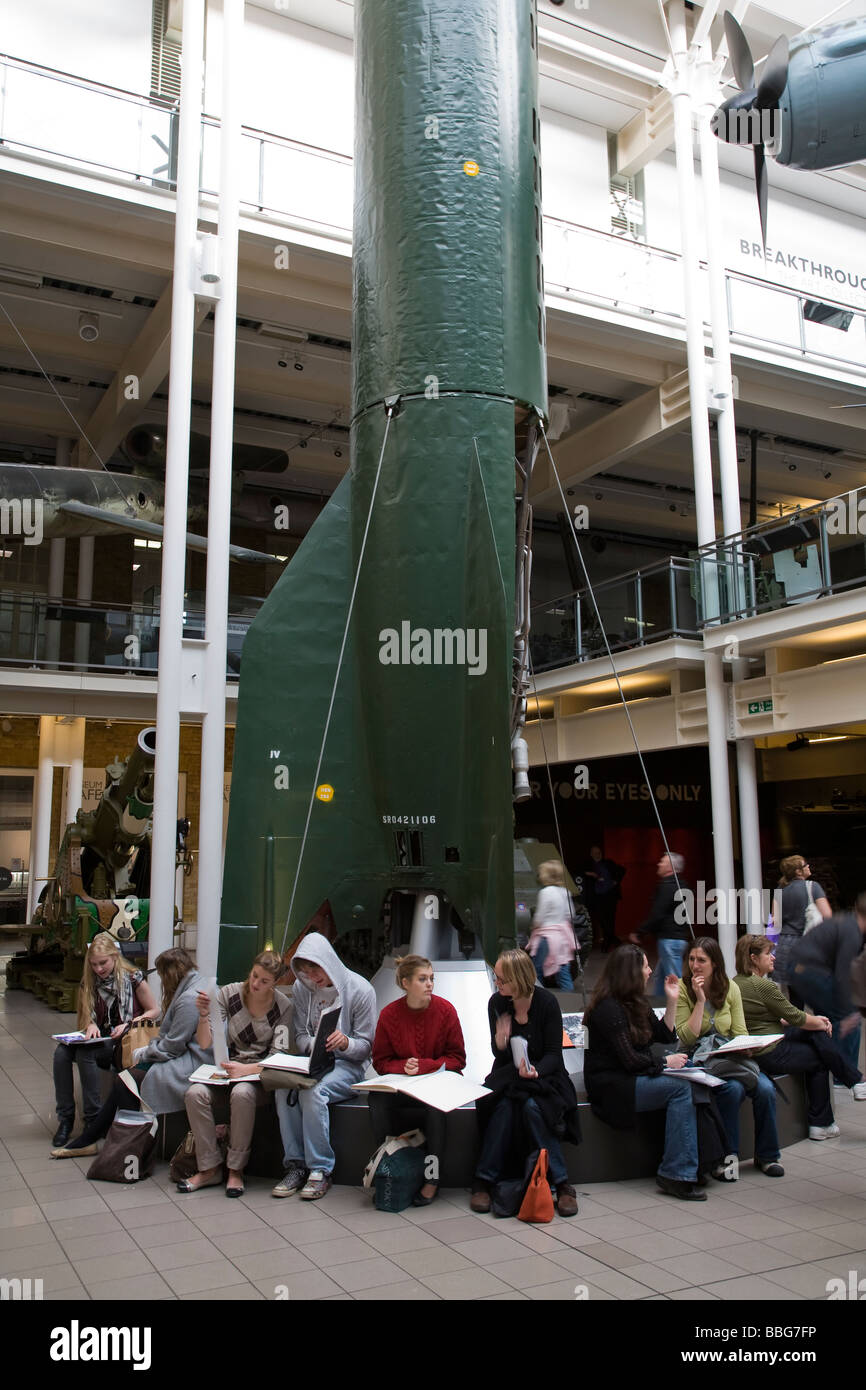 Imperial War Museum de l'équipement militaire et de l'histoire de conflit, Southwark, Londres du sud, UK Banque D'Images