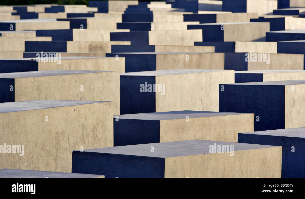 Les stèles au Mémorial aux Juifs assassinés d'Europe à Berlin, Germany, Europe Banque D'Images