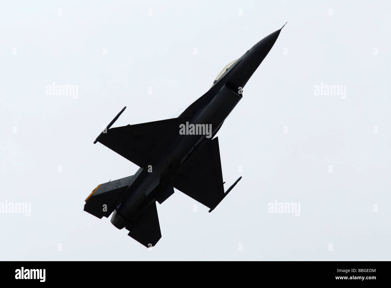 F 16 Fighting Falcon en vol Banque D'Images