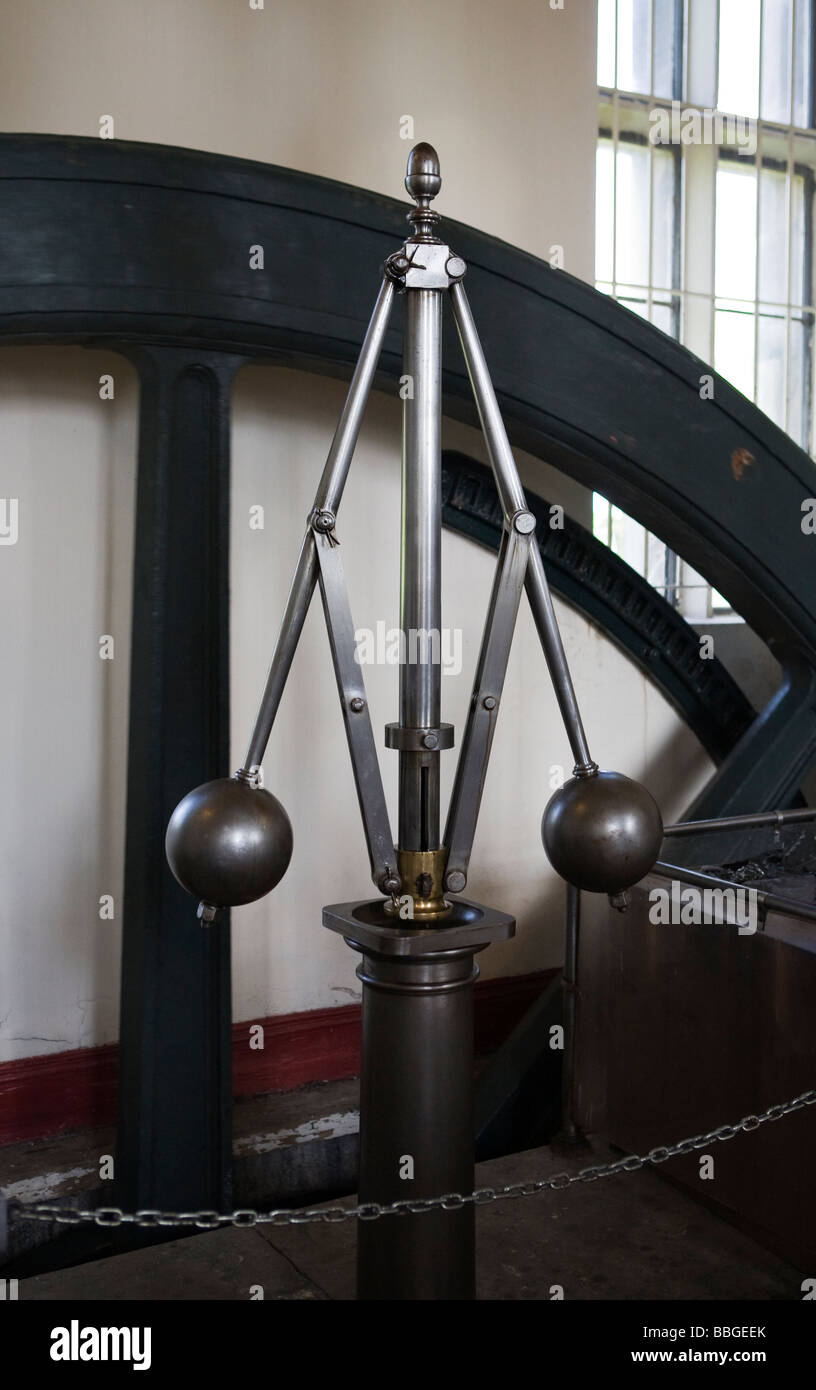 Gouverneur de flyball Watt sur moteur, pompe à vapeur à Ryhope, England, UK Banque D'Images