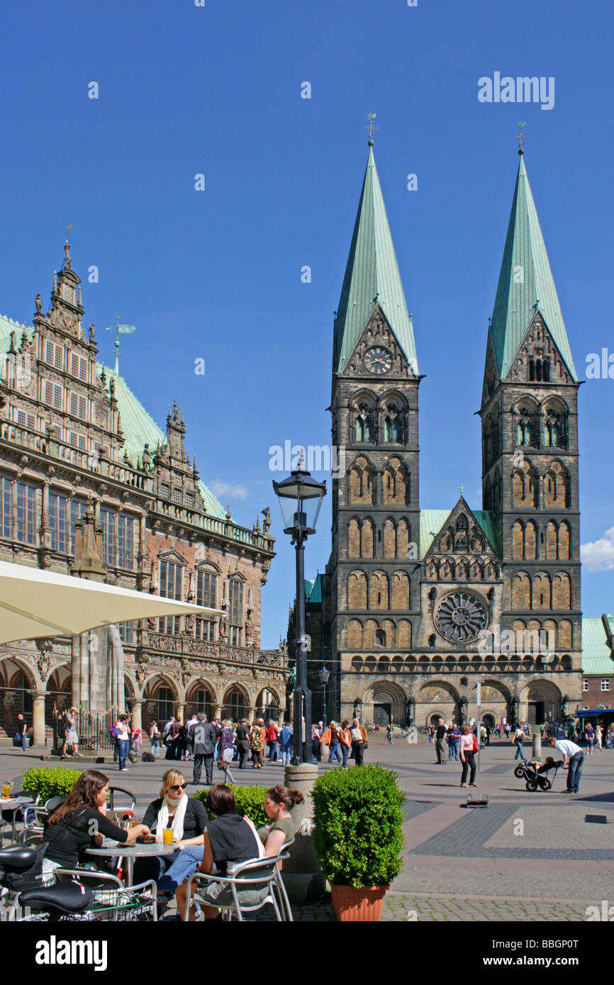 Place du marché de Brême avec l'Hôtel de Ville et la cathédrale St Petri Banque D'Images