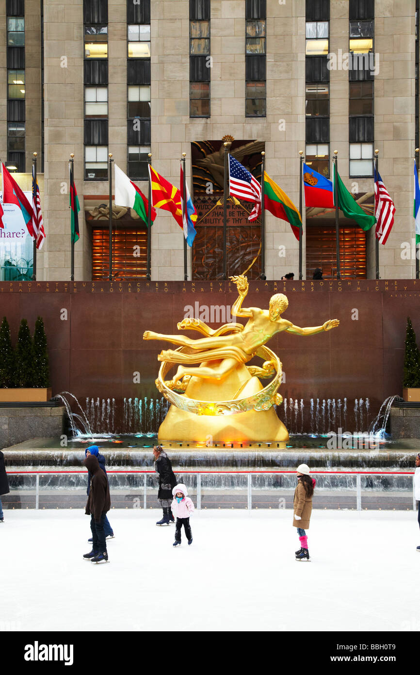 Statue de Prométhée patinoire, Rockefeller Plaza, Banque D'Images