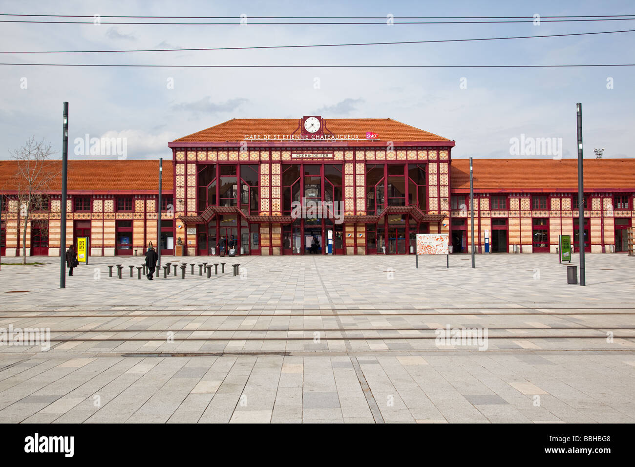 La gare de Saint Etienne Châteaucreux gare Châteaucreux Saint Etienne  France Photo Stock - Alamy