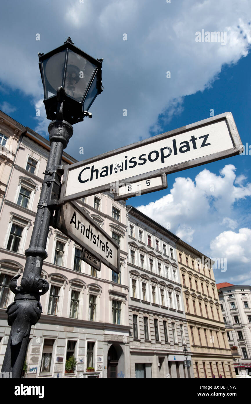Bâtiments historiques de Chamissoplatz dans Kreuzberg Berlin Banque D'Images