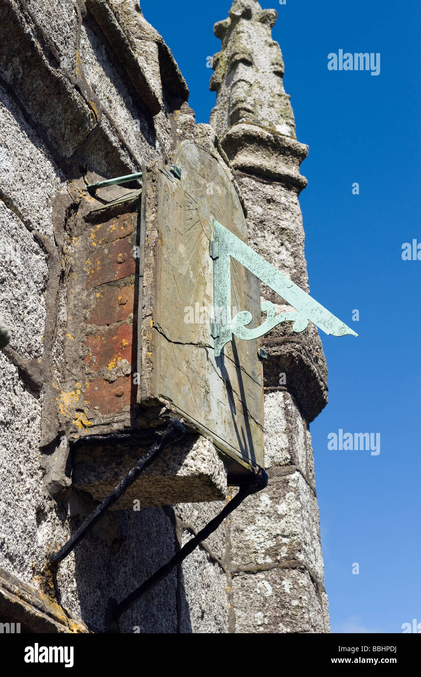 Ancien cadran solaire et gnomon sur St Just-en-Penwith church Banque D'Images