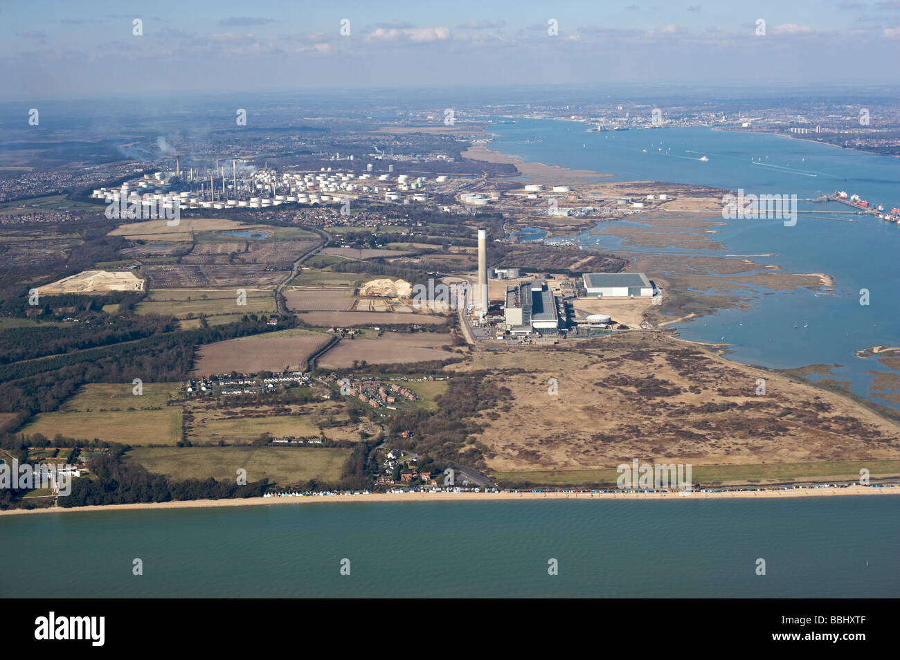 Vue aérienne de la raffinerie de pétrole de Fawley Banque D'Images