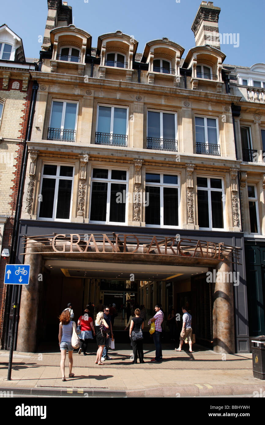 Entrée au grand arcade sur St Andrews Street un grand centre commercial qui a ouvert ses portes en mars 2008 CAMBRIDGE UK Banque D'Images