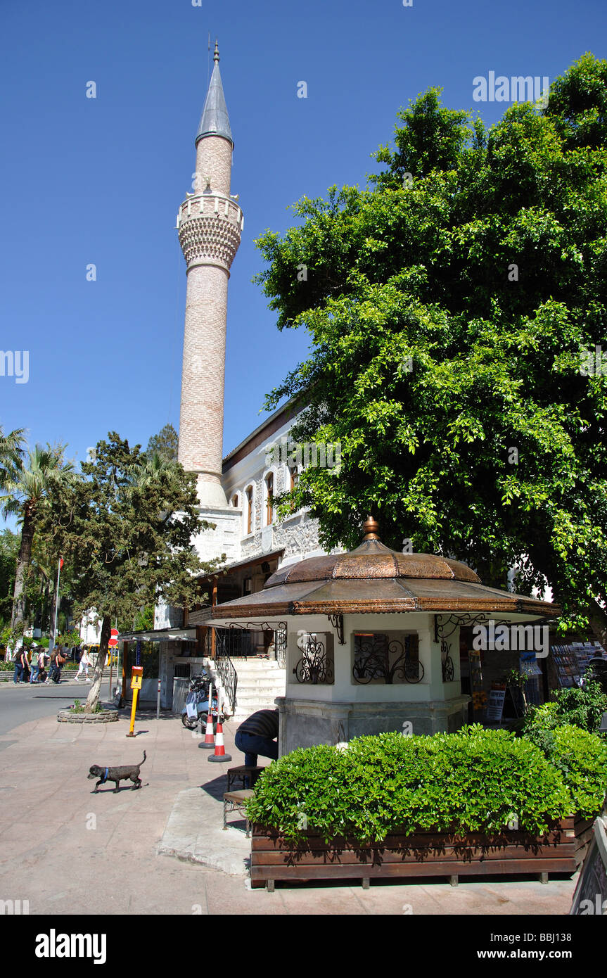 Mosquée près du port, Bodrum, province de Mugla, République de Türkiye Banque D'Images