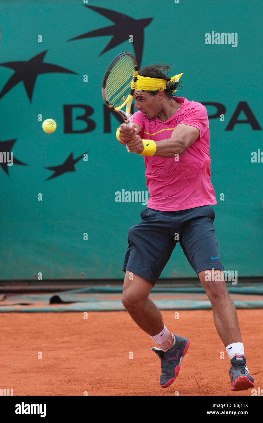 Paris,France RAFAEL NADAL en grand chelem tennis open international français de Roland Garros 2009 du 22 mai au 5 juin Banque D'Images