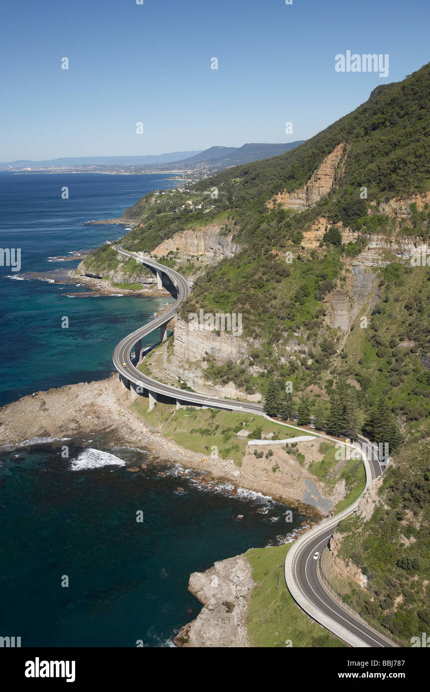 Sea Cliff Bridge près de Wollongong au sud de Sydney New South Wales Australie aerial Banque D'Images