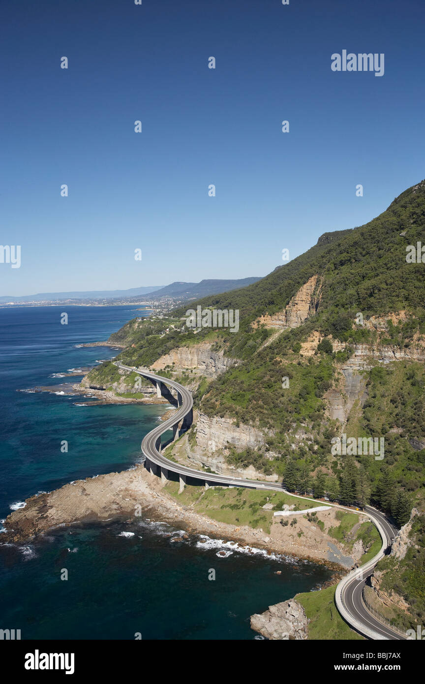 Sea Cliff Bridge près de Wollongong au sud de Sydney New South Wales Australie aerial Banque D'Images