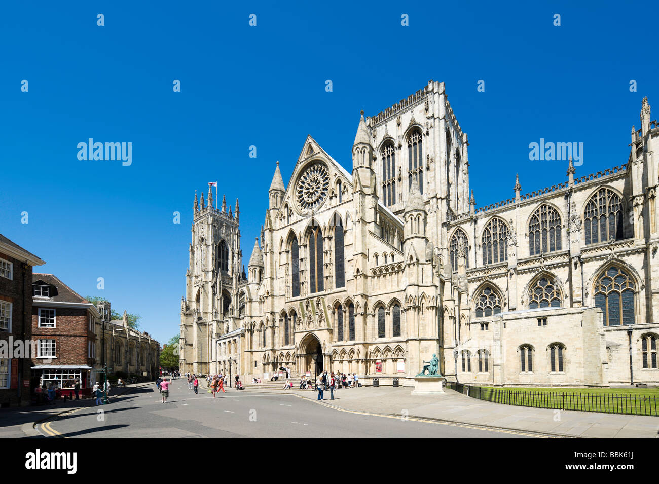 York Minster, Deangate, York, North Yorkshire, Angleterre Banque D'Images