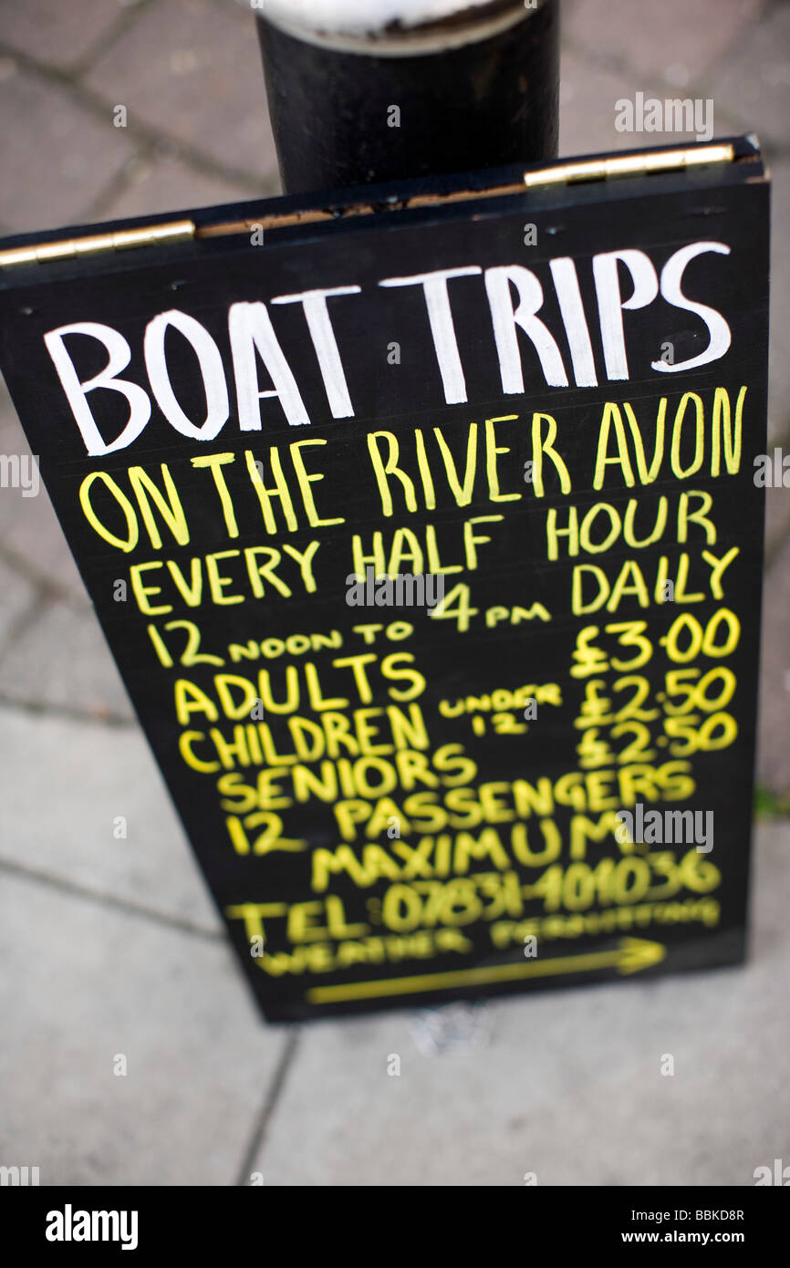 Des excursions en bateau sur la rivière Avon signe, Tewkesbury, Gloucestershire, Royaume-Uni Banque D'Images