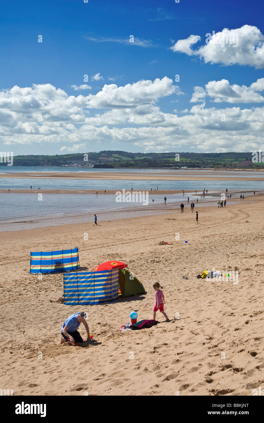 Les vacanciers, sur la plage d'Exmouth, l'est du Devon, UK Banque D'Images