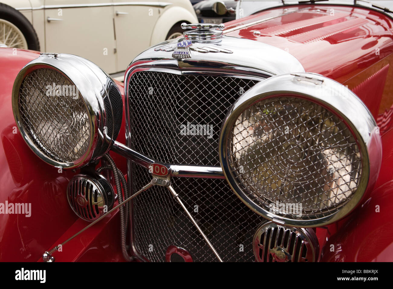 Circuler en face de vieux classique avant guerre 1937 SS100 fait la location Banque D'Images