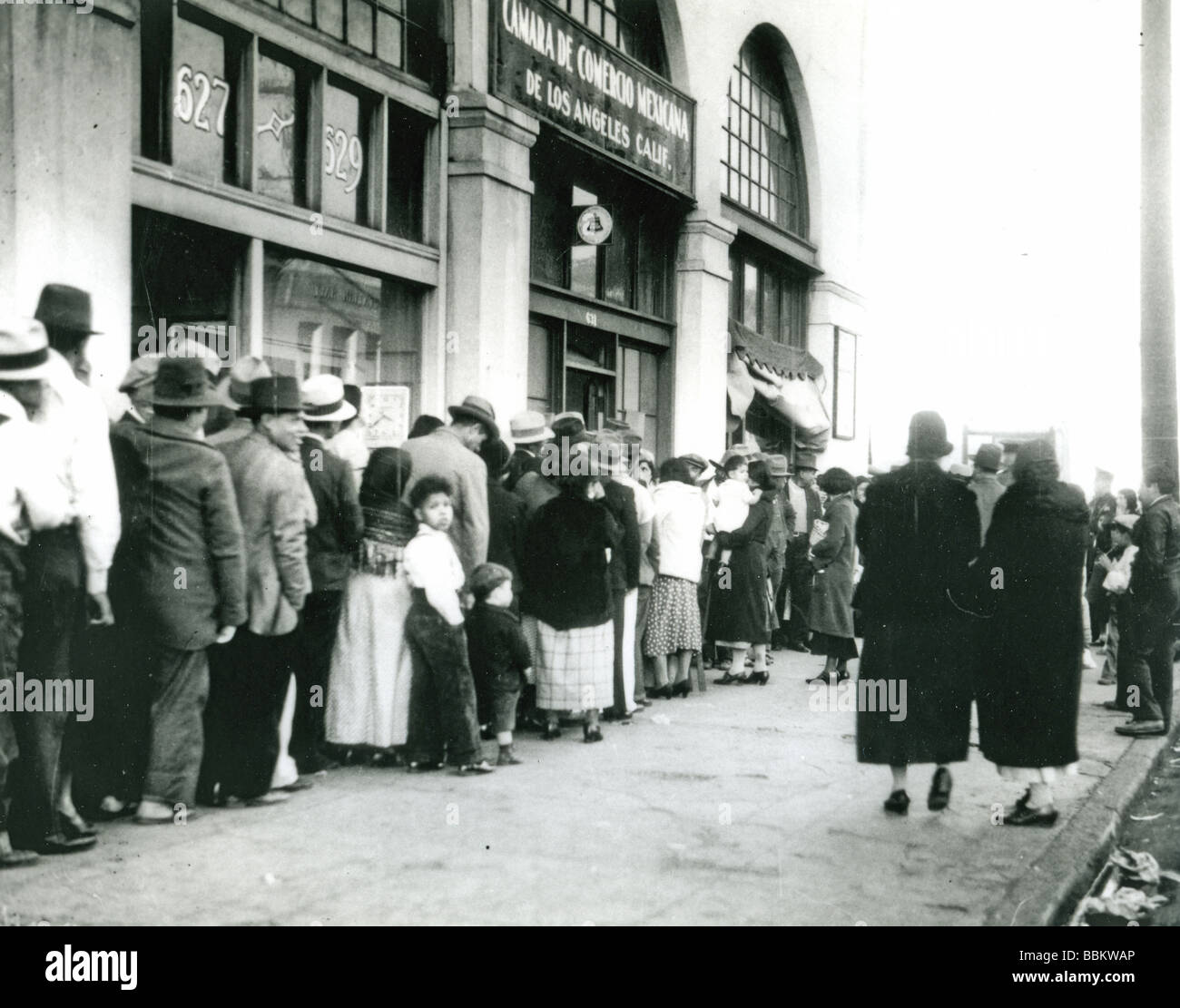 Grande dépression - la queue pour le pain dans Los Angeles dans les années 1930 Banque D'Images