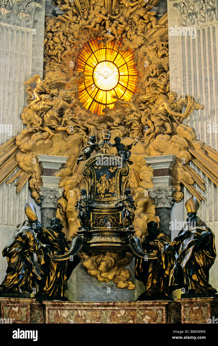 Cathedra Petri, Chaire de Saint Pierre avec gloire, l'abside, la Basilique Saint-Pierre, Vatican, Rome, Latium, Italie, Europe Banque D'Images