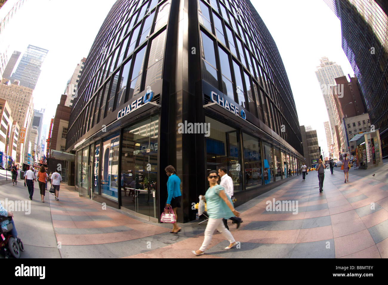 A la JP Morgan Chase Bank Branch dans le quartier de Midtown à New York, le vendredi 22 mai 2009 Frances M Roberts Banque D'Images