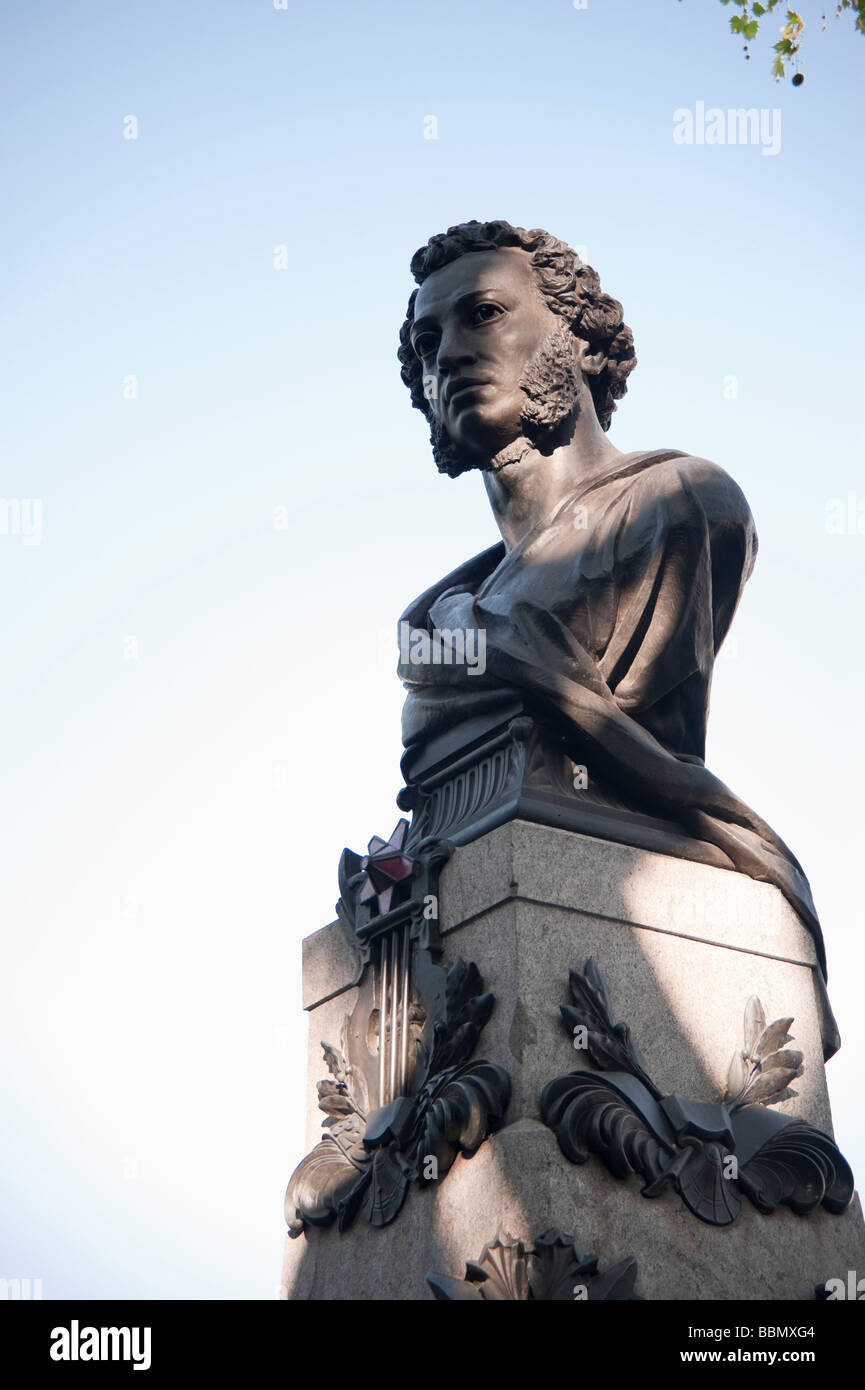 Monument à Pouchkine le grand écrivain russe Pouchkine S Odessa en Ukraine Banque D'Images