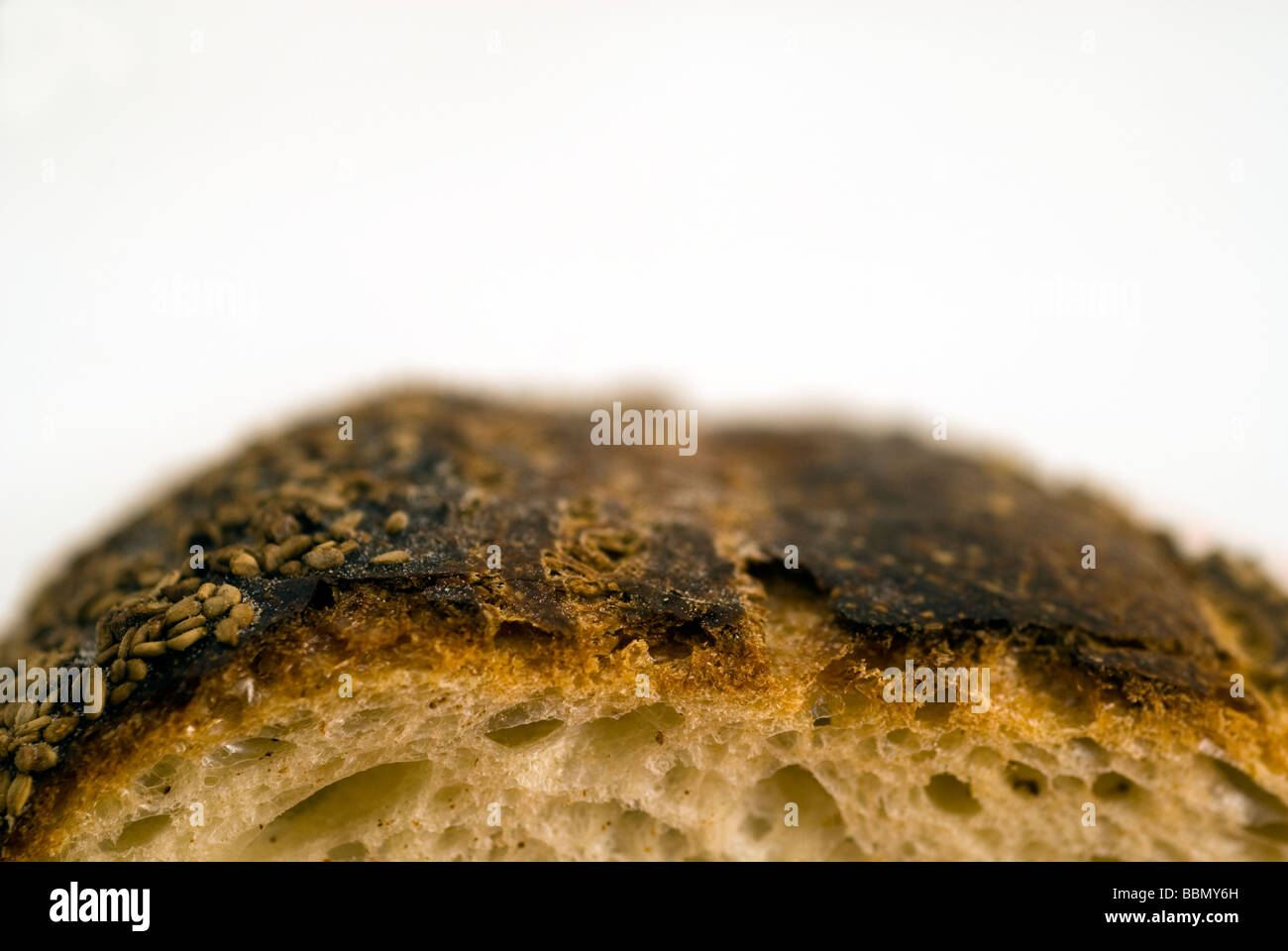 Une miche de pain en tranches de pano sésame à New York Richard B Levine Banque D'Images