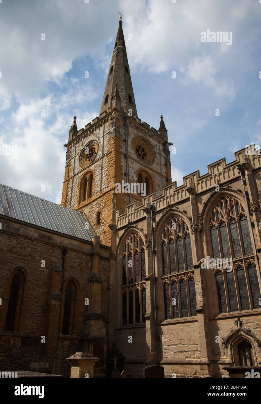 Shakespeare et d'autres statues et les bâtiments autour de Stratford Upon Avon, Warwickshire, Angleterre Banque D'Images