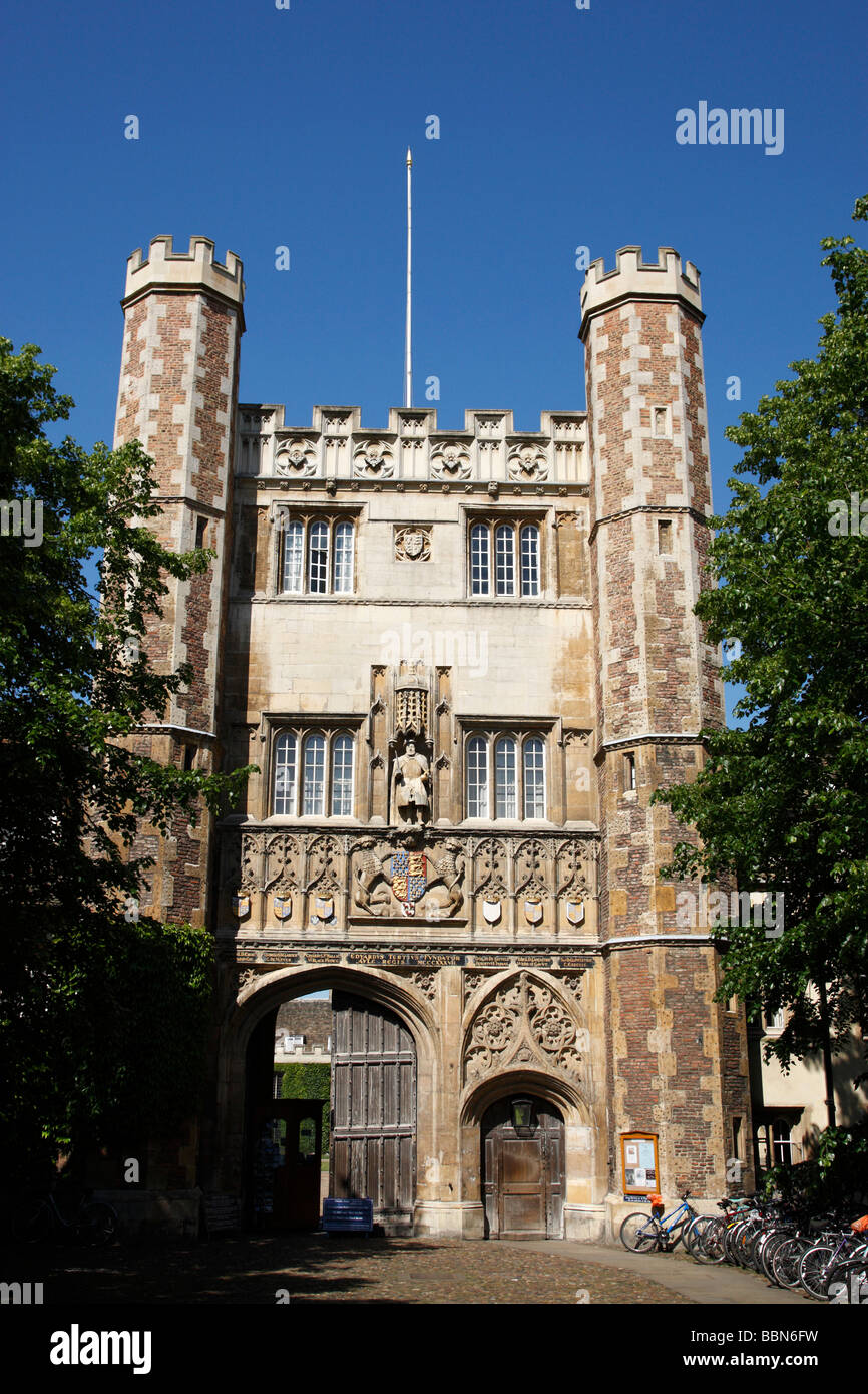 La grande porte d'entrée sur Trinity College Trinity Street Cambridge uk Banque D'Images